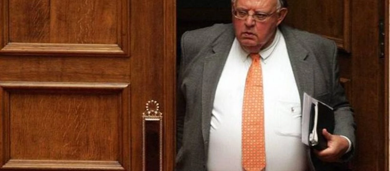 Πάρτε μαντήλι και κλάψτε! – Θ. Πάγκαλος: «Ζω με 370 ευρώ, βρίσκομαι κάτω από τα όρια της φτώχειας»